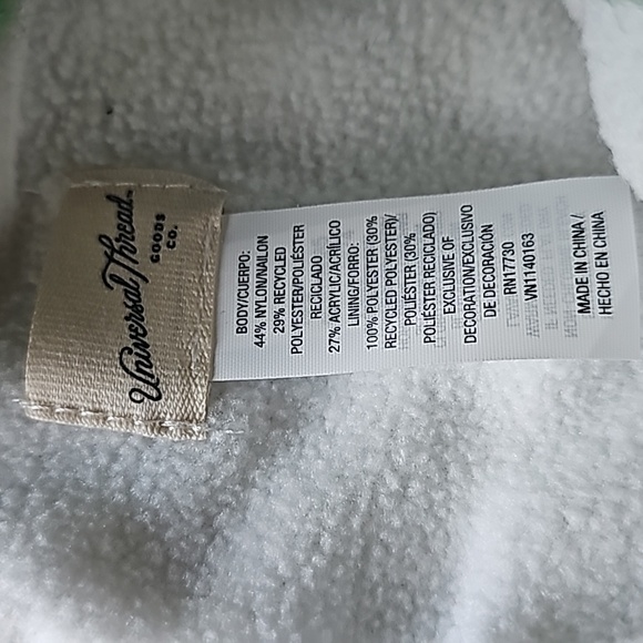 Universal Thread Beanie - Picture 11 of 11